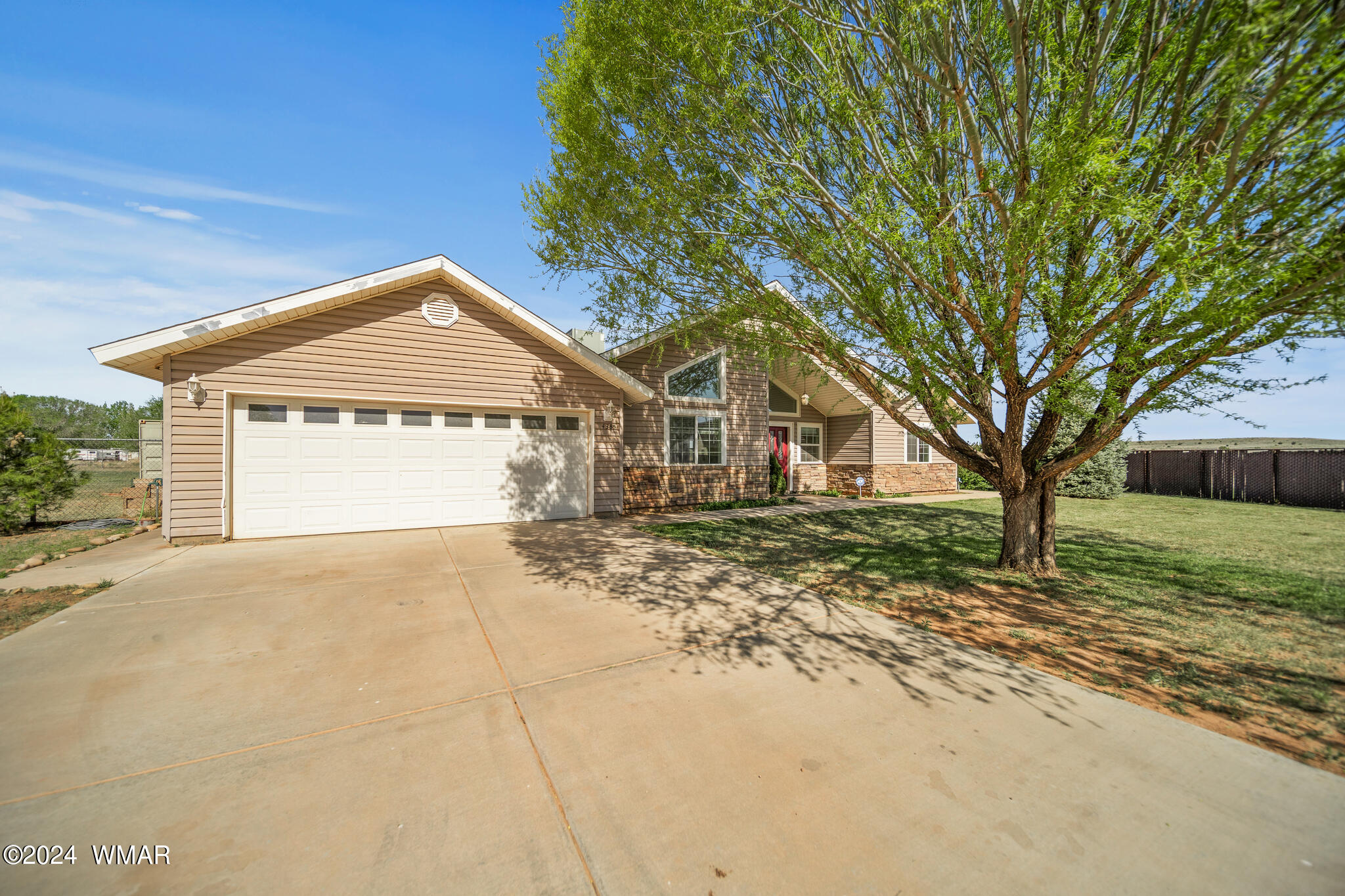 4385 Charolais Circle Taylor, AZ 85939 - Photo 3 of 43