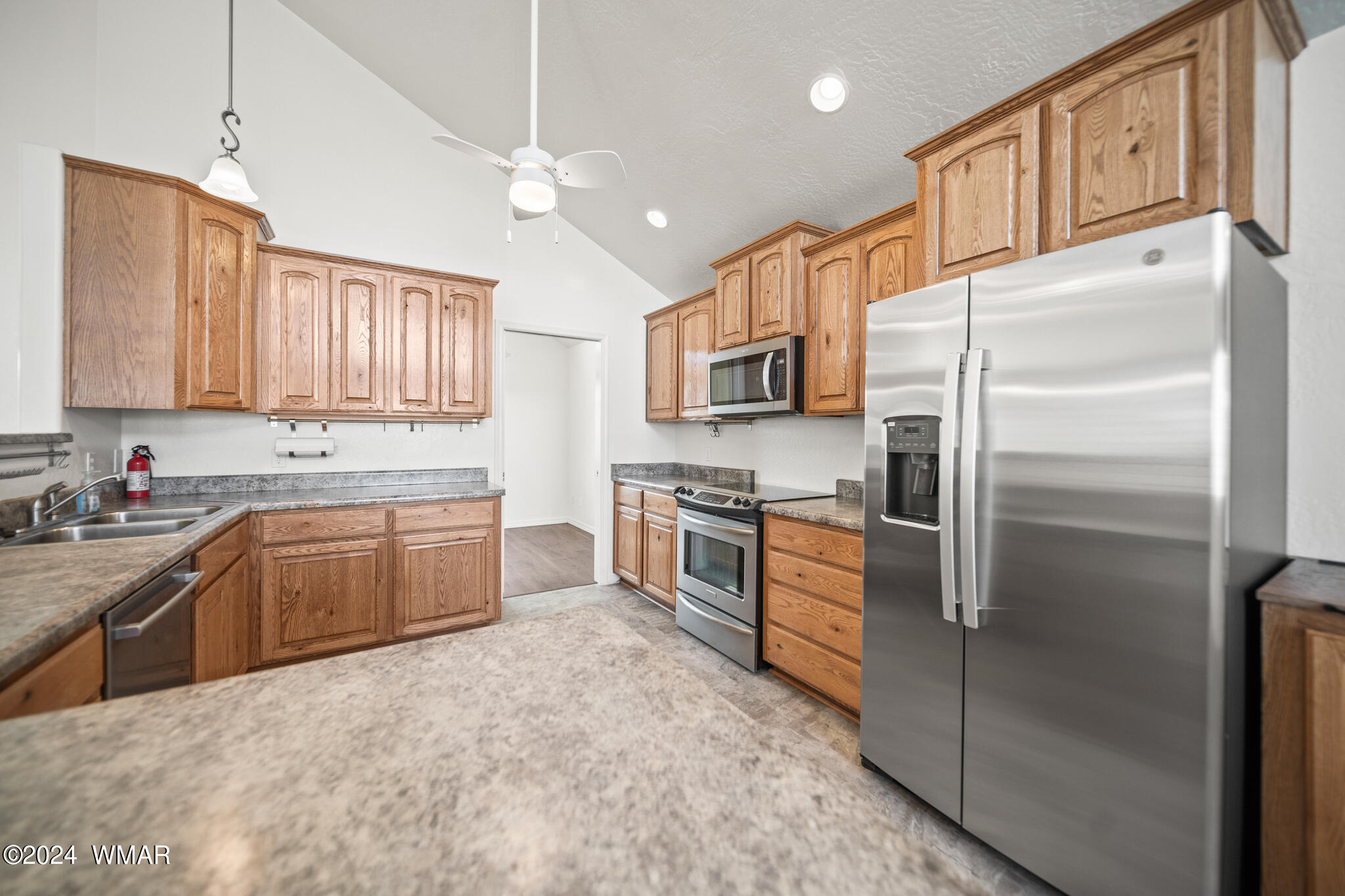 4385 Charolais Circle Taylor, AZ 85939 - Photo 10 of 43
