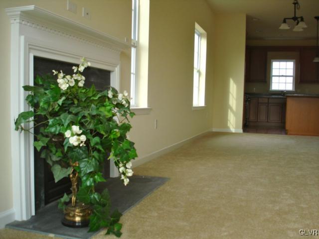 2238 Rising Hill Road Whitehall, PA 18052 - Photo 3 of 11 Gallery Image 3