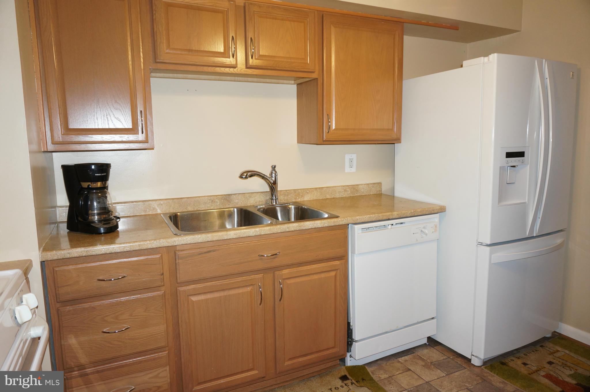 257 Trappe Road Baltimore, MD 21222 - Photo 4 of 19 Kitchen