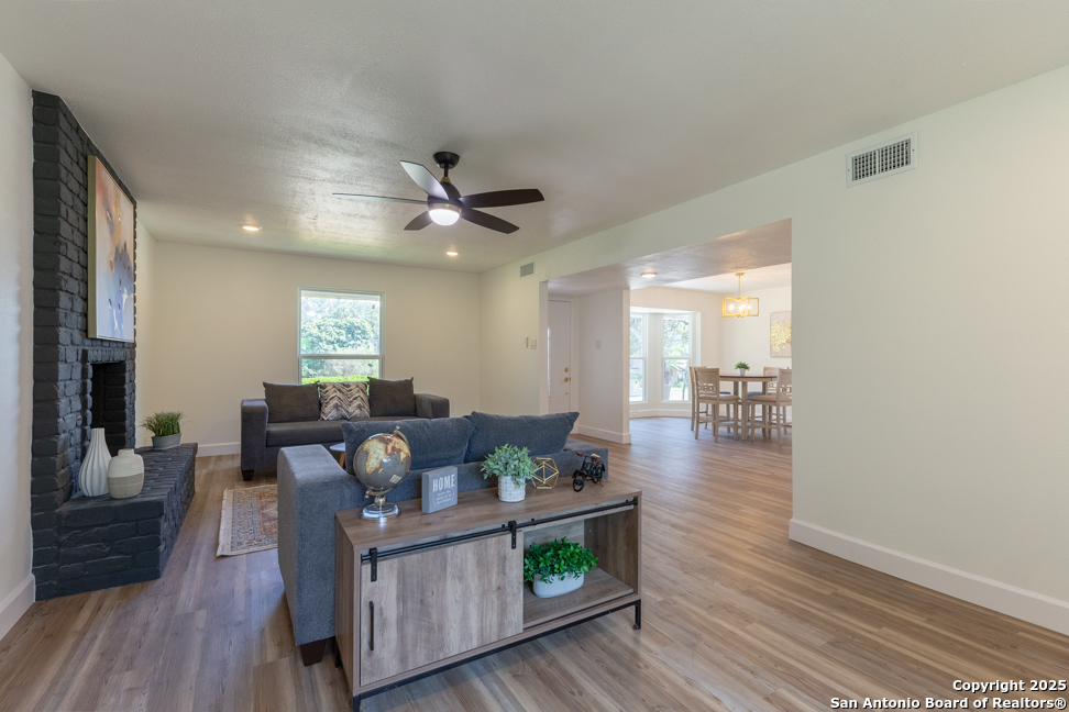 15611 Heimer Road San Antonio, TX 78232 - Photo 11 of 32