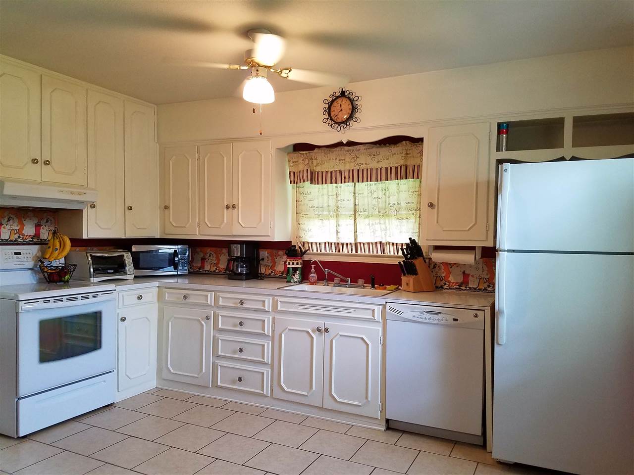 1116 Nuttman Avenue Decatur, IN 46733 - Photo 10 of 21