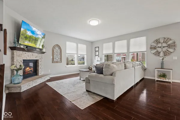 $689,375 | 10283 Sinndar Lane, Fishers, IN 46040