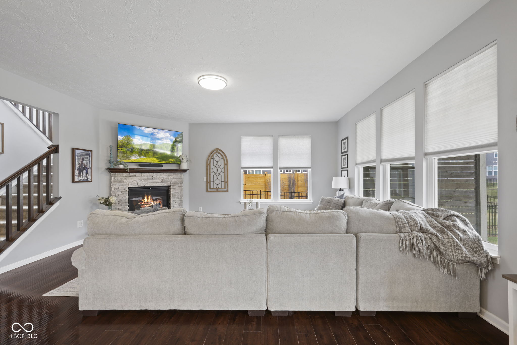 10283 Sinndar Lane Fishers, IN 46040 - Photo 17 of 52