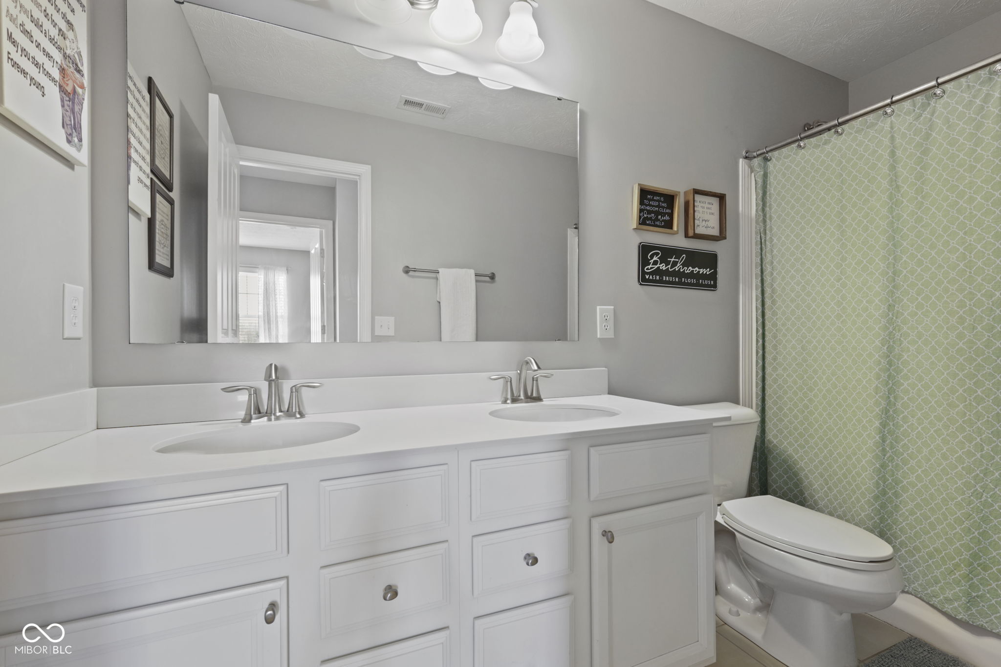 10283 Sinndar Lane Fishers, IN 46040 - Photo 32 of 52