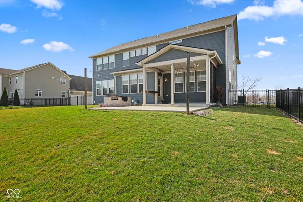 $689,375 | 10283 Sinndar Lane, Fishers, IN 46040