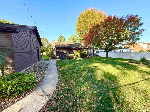 $169,900 | 212 South 12th Street, Herrin, IL 62948