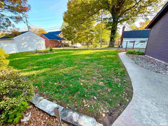 $169,900 | 212 South 12th Street, Herrin, IL 62948