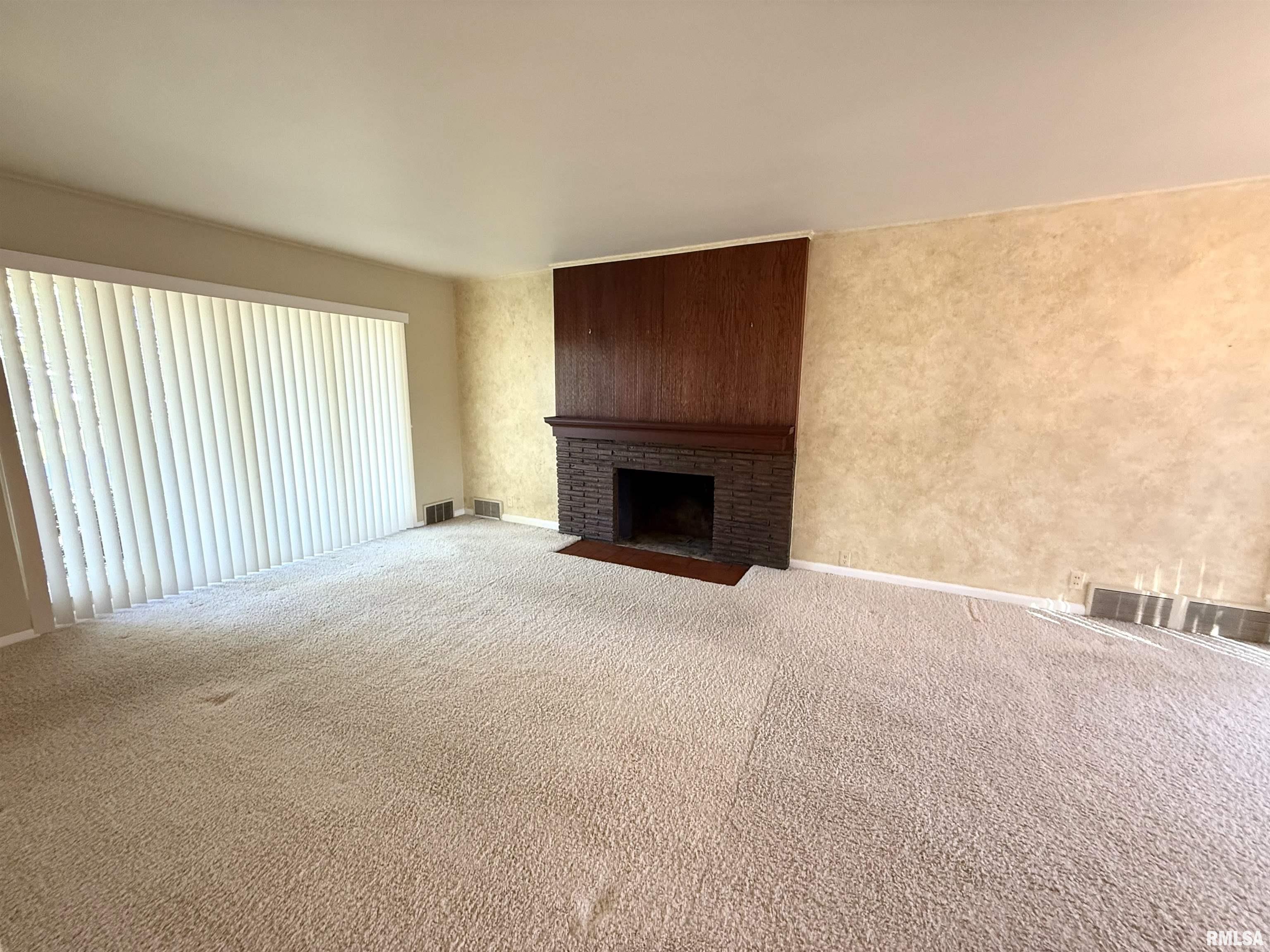 212 South 12th Street Herrin, IL 62948 - Photo 5 of 30