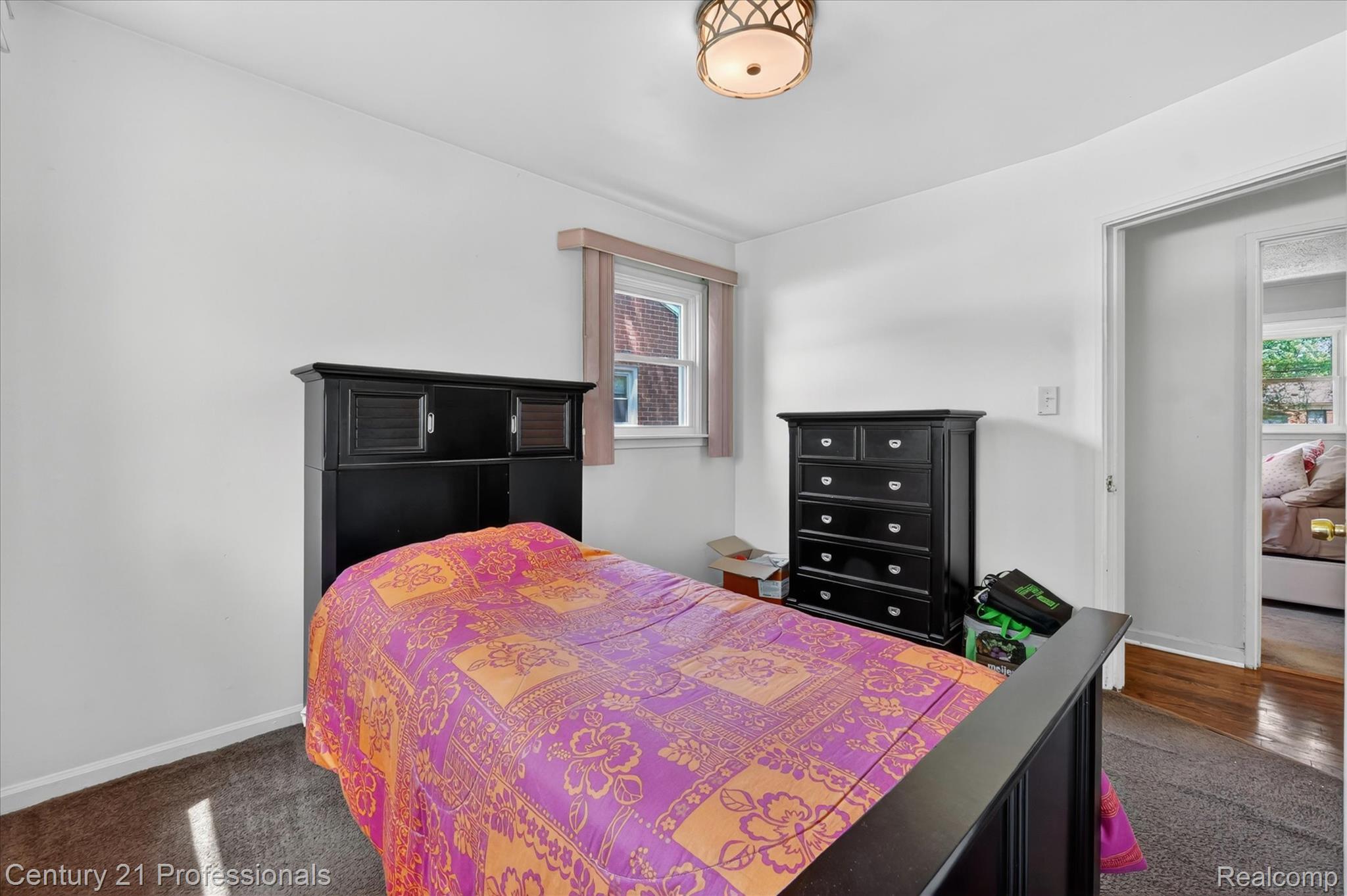 28688 Emerson Street Inkster, MI 48141 - Photo 27 of 44 27-28688-Emerson-St-Inkster-Windowstill.jpg