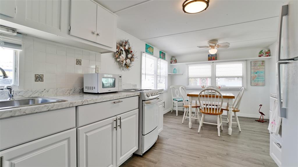 31 First Street Bradenton, FL 34210 - Photo 15 of 66