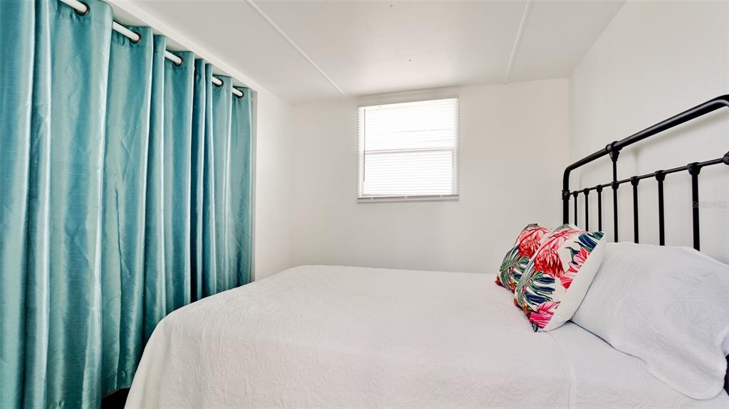 31 First Street Bradenton, FL 34210 - Photo 20 of 66