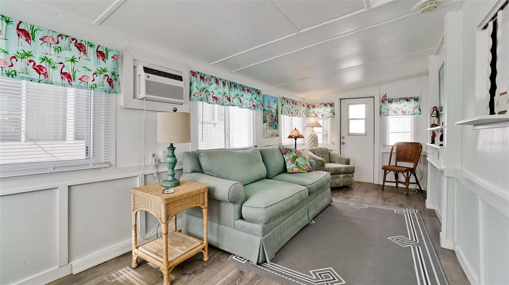 31 First Street Bradenton, FL 34210 - Photo 8 of 66