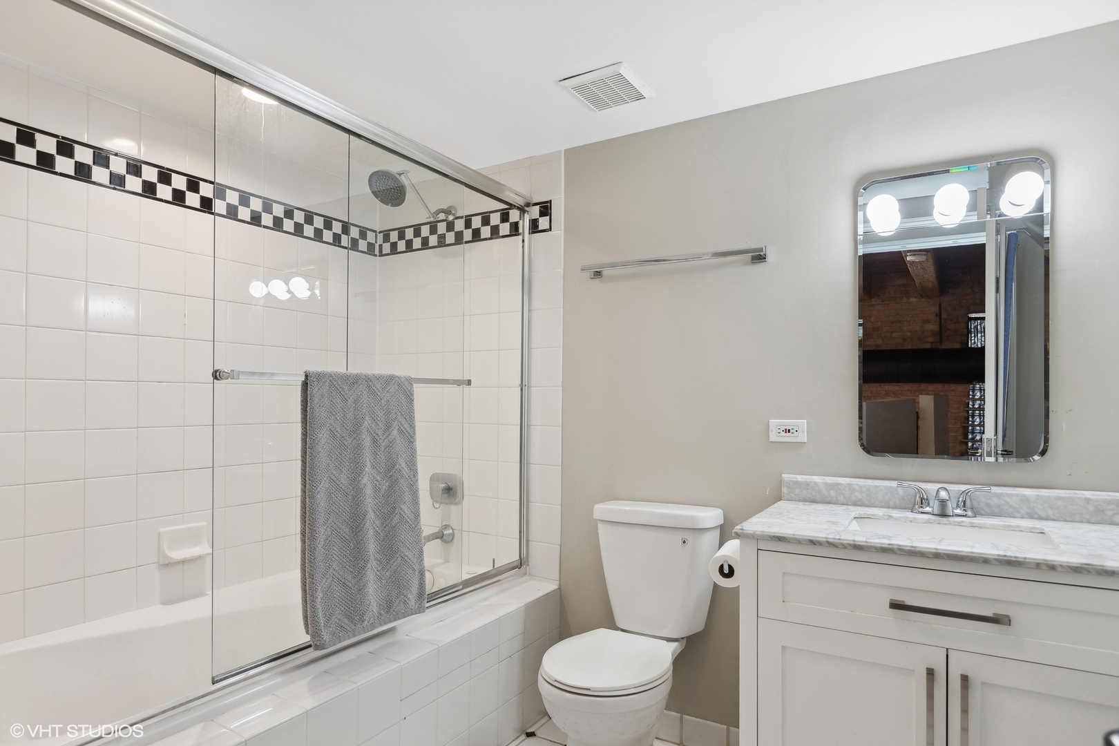 11 North Green Street, Unit 2A Chicago, IL 60607 - Photo 5 of 11