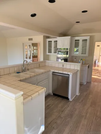 $8,000 | 5574 Caminito Genio, La Jolla, CA 92037