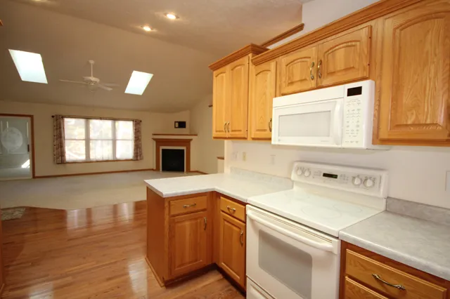 $324,900 | 9573 Marco Drive, Unit 89, Portage, MI 49002