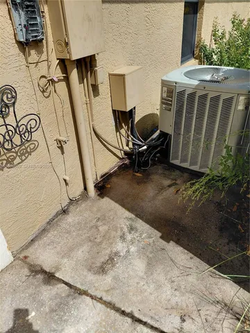 a view of outdoor space