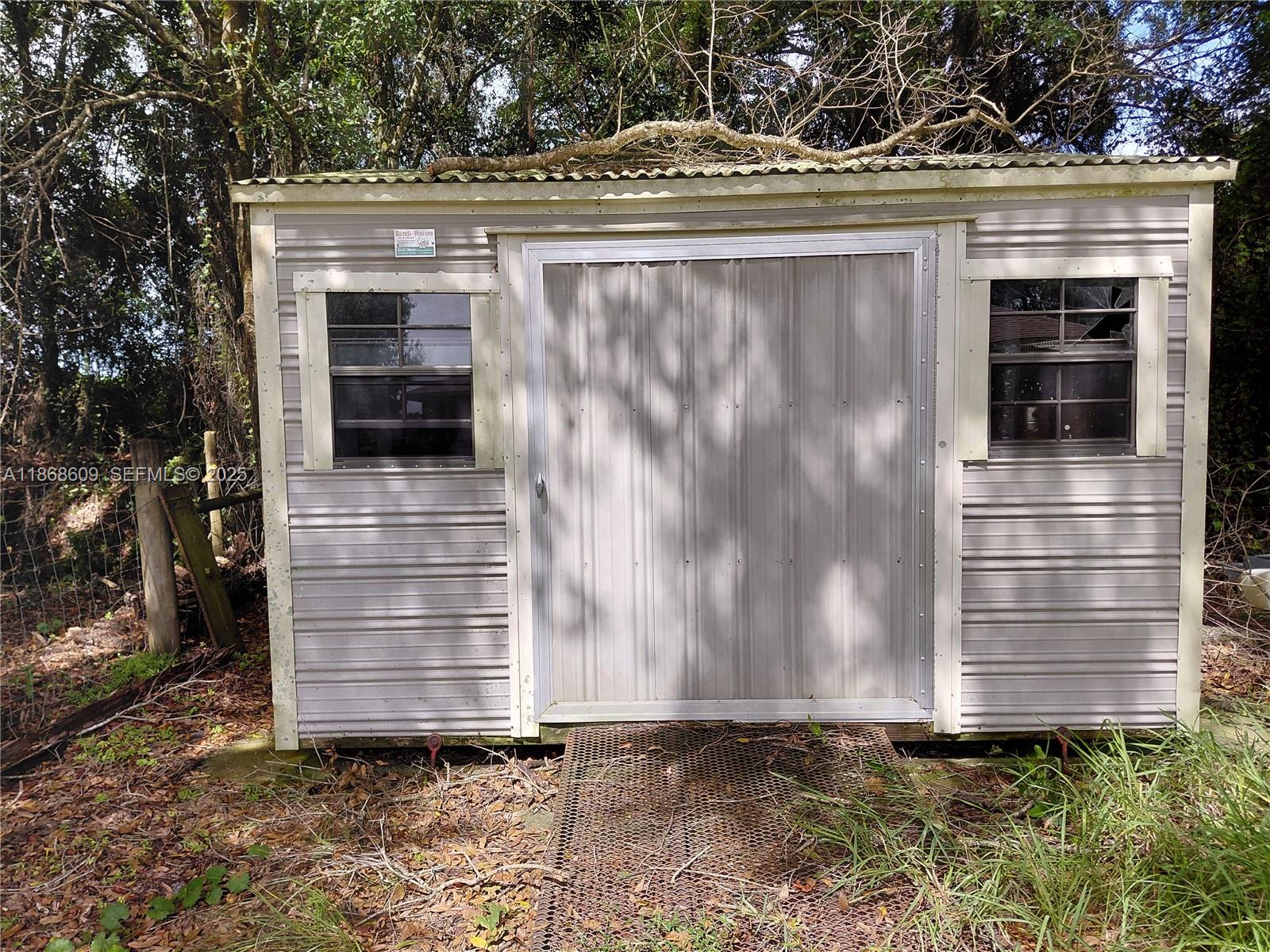 740 Arbuckle Creek Road Lorida, FL 33857 - Photo 13 of 21 a view of outdoor space