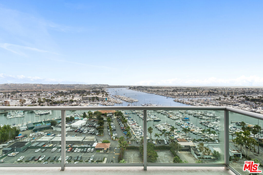 13700 Marina Pointe Drive, Unit PH 1903 Marina del Rey, CA 90292 - Photo 28 of 35 a view of a city