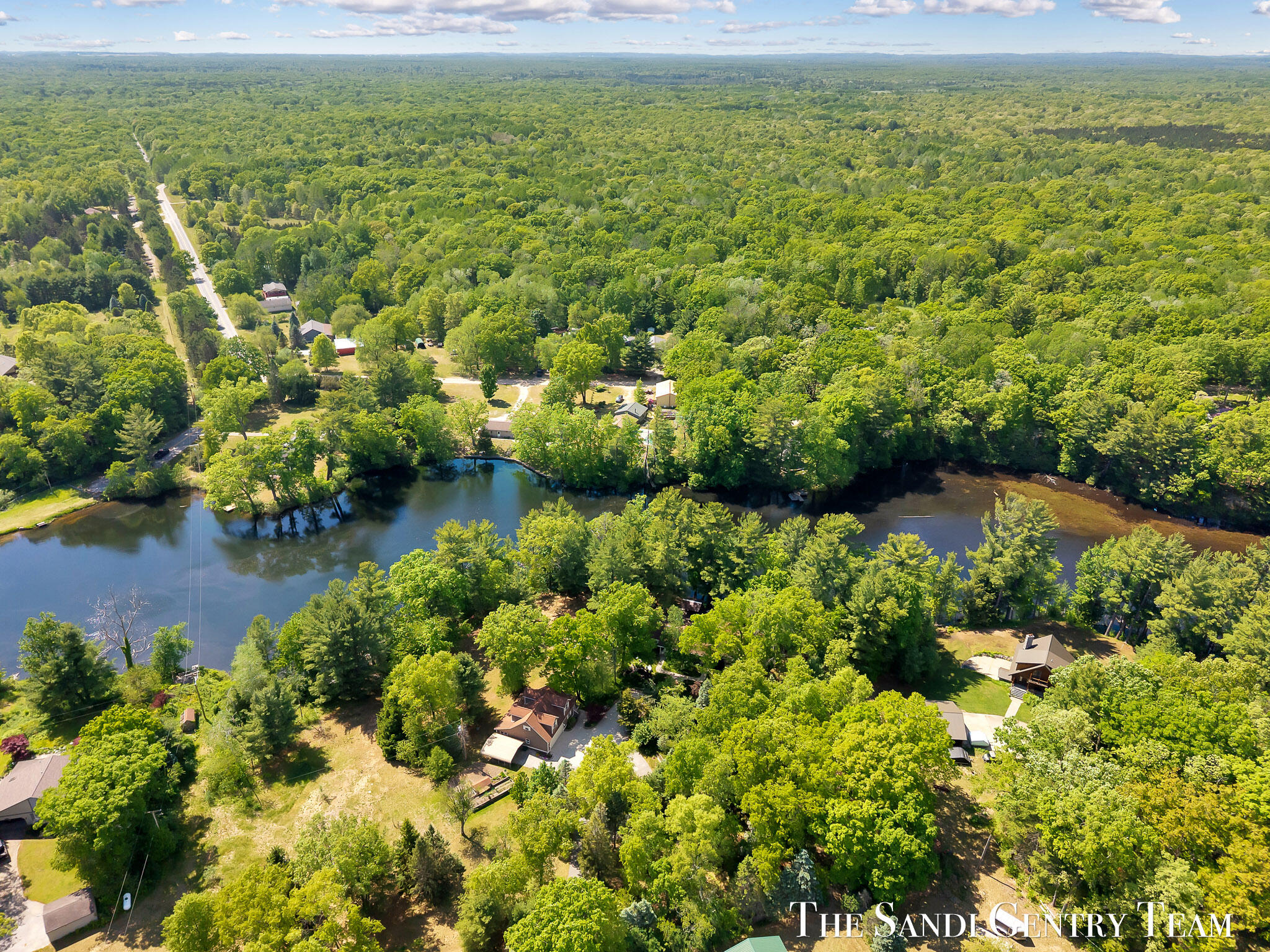 602 West Fruitvale Road Montague, MI 49437 - Photo 60 of 68 DJI_20260529011746_0483_D