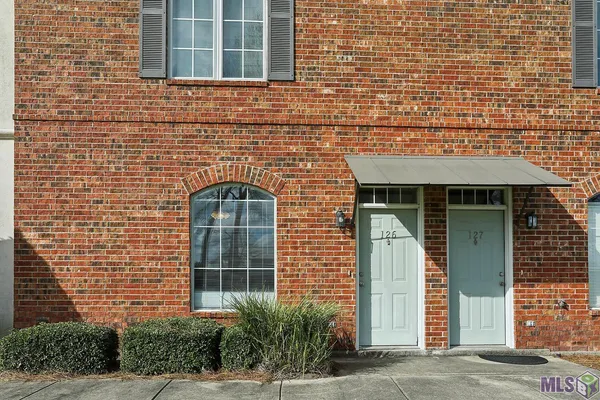 $195,000 | 4000 Lake Beau Pre Boulevard, Unit 126, Baton Rouge, LA 70820