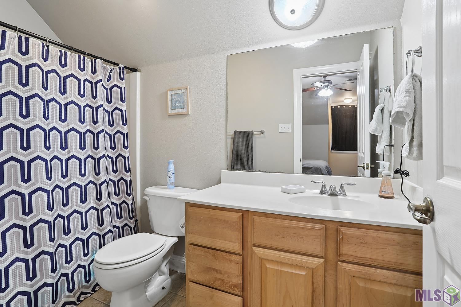 4000 Lake Beau Pre Boulevard, Unit 126 Baton Rouge, LA 70820 - Photo 18 of 19 Primary Bathroom 3rd Floor