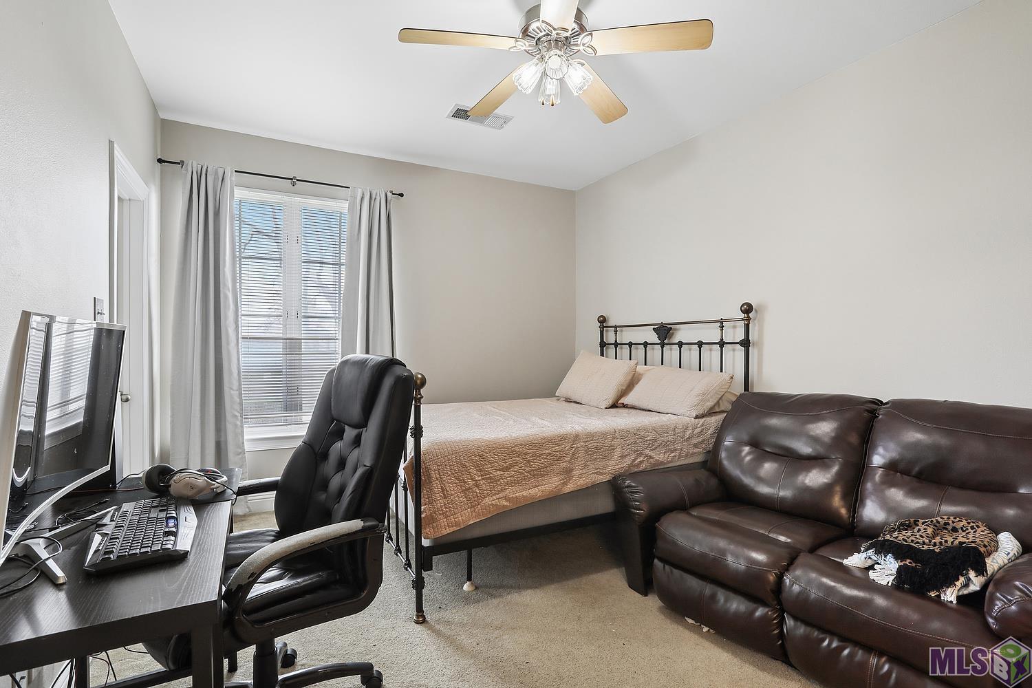 4000 Lake Beau Pre Boulevard, Unit 126 Baton Rouge, LA 70820 - Photo 5 of 19 2nd floor bedroom