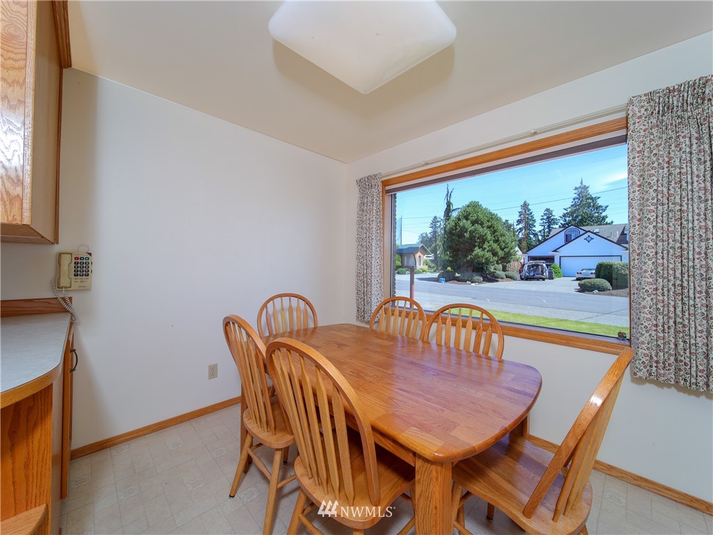 408 Rockefeller Avenue Everett, WA 98201 - Photo 12 of 27 Gallery Image 12