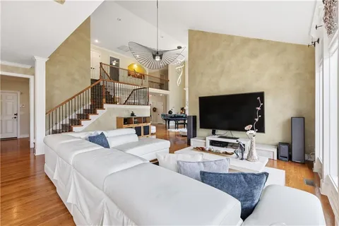 $795,000 | 15505 Canterbury Street, Overland Park, KS 66224