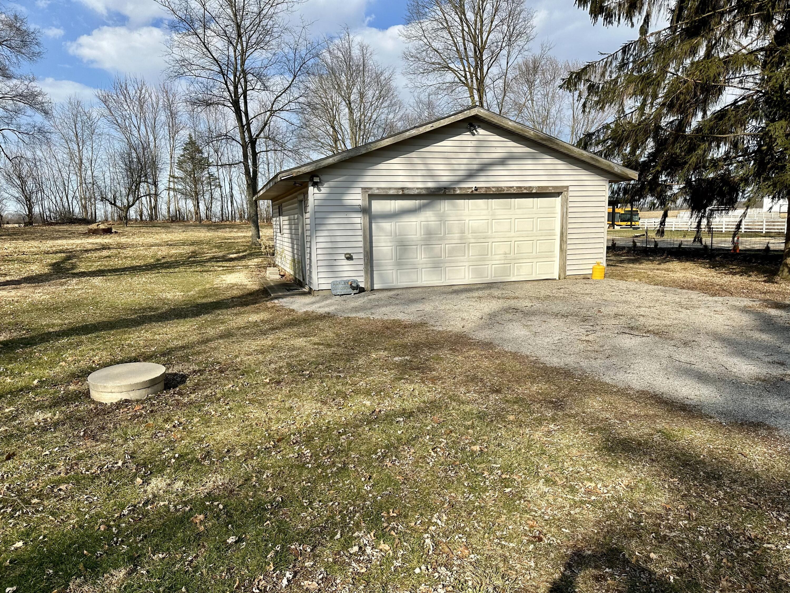 7265 Walnut Grove-Clark County Road Troy, OH 45373 - Photo 18 of 20