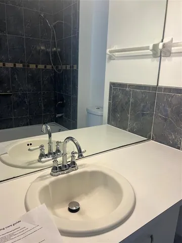 $2,400 | 3104 Southwest 50th Street, Unit 44, Dania Beach, FL 33312