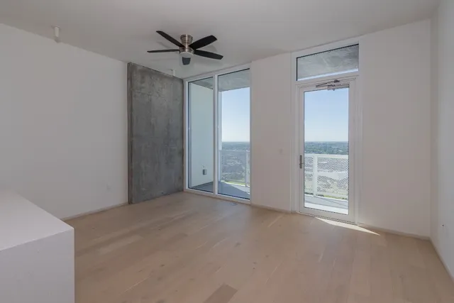 $4,200 | 301 West Avenue, Unit 3606, Austin, TX 78701
