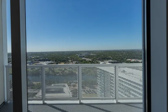 $4,200 | 301 West Avenue, Unit 3606, Austin, TX 78701