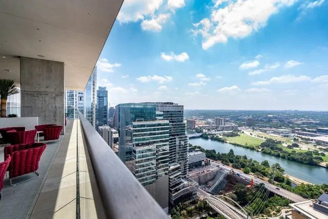 $4,200 | 301 West Avenue, Unit 3606, Austin, TX 78701