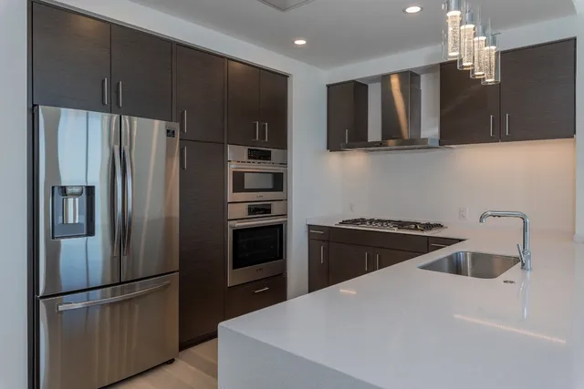 $4,200 | 301 West Avenue, Unit 3606, Austin, TX 78701