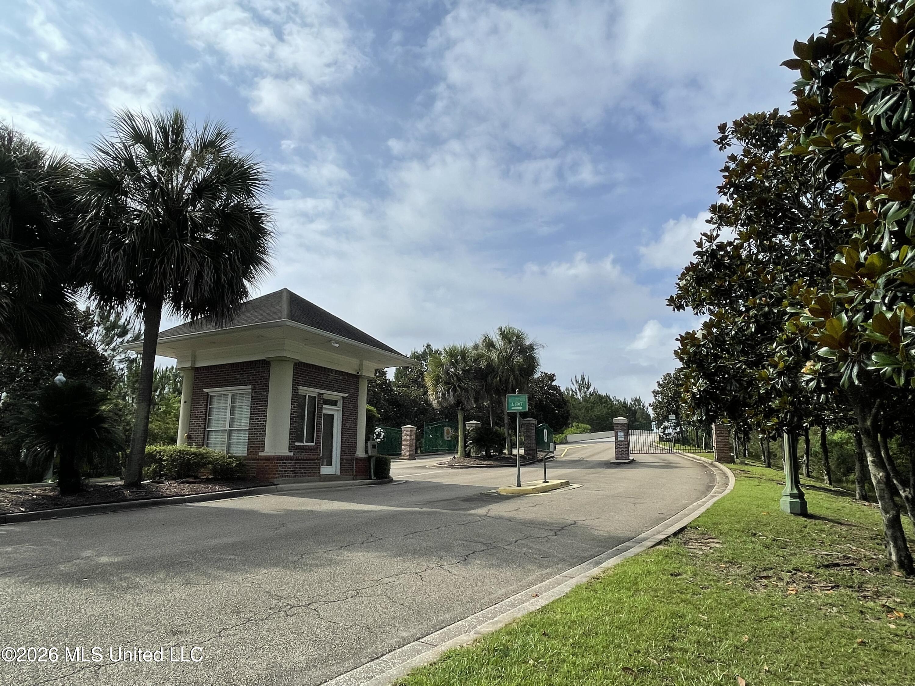 Shell Boulevard Gautier, MS 39553 - Photo 4 of 12 IMG_5384