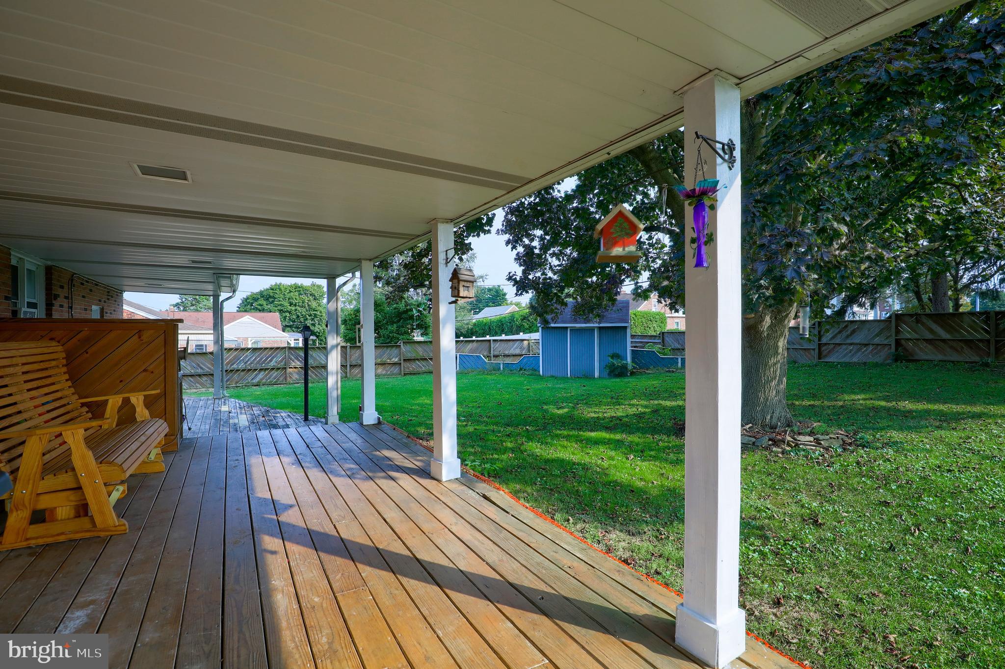 1112 Glendale Road York, PA 17403 - Photo 2 of 24 Gallery Image 2