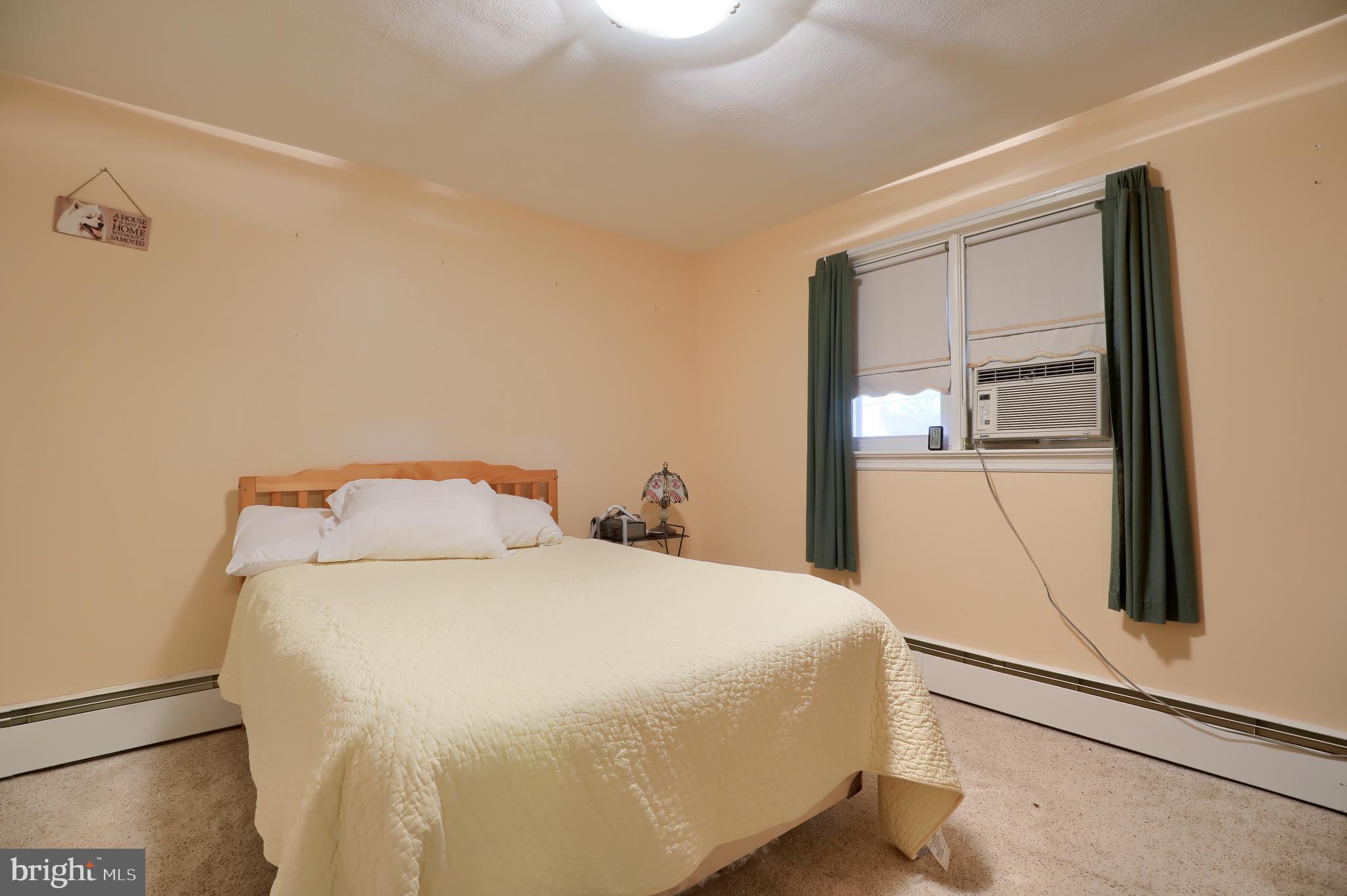 1112 Glendale Road York, PA 17403 - Photo 11 of 24 Gallery Image 11