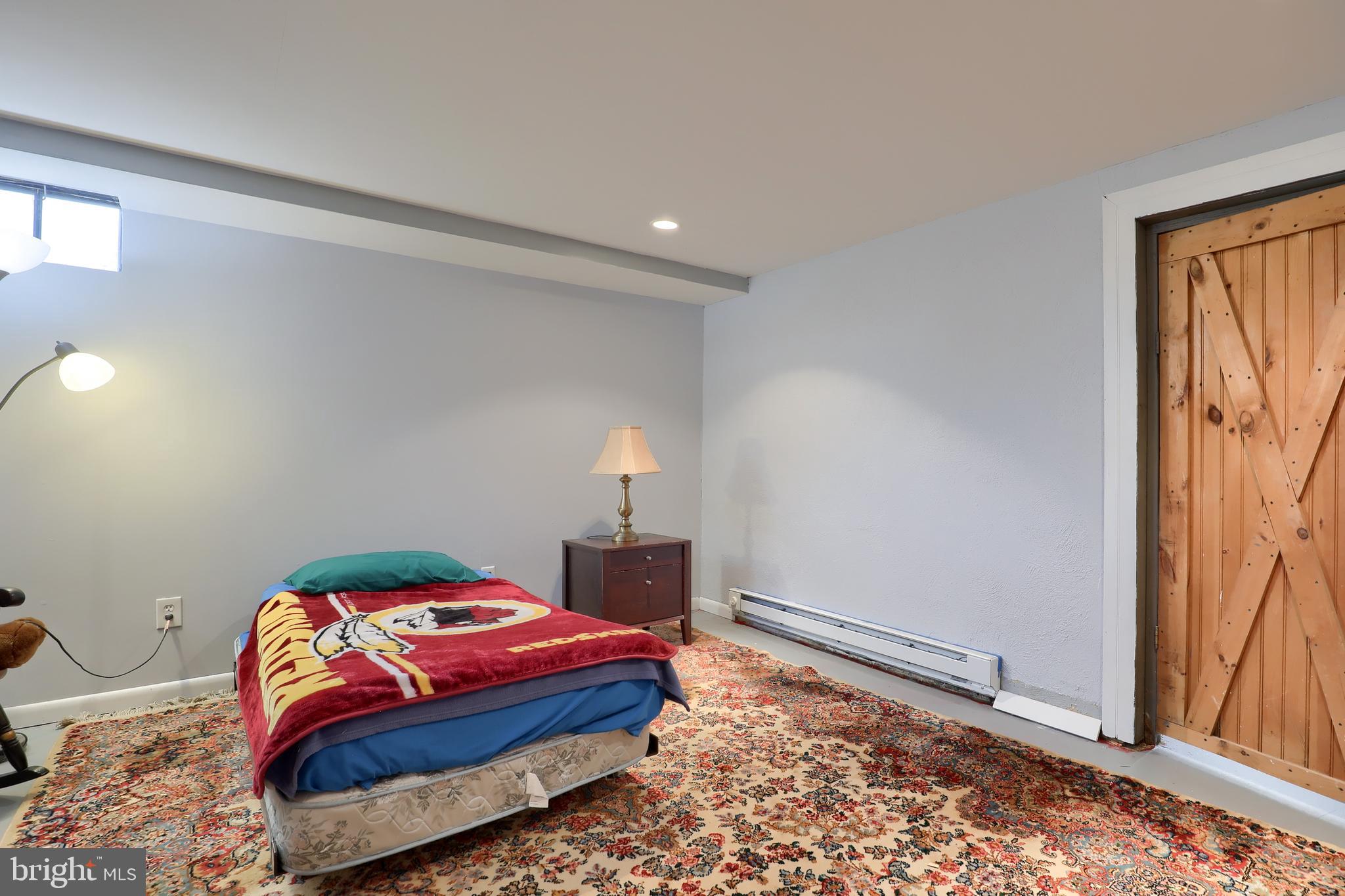 1112 Glendale Road York, PA 17403 - Photo 13 of 24 Gallery Image 13