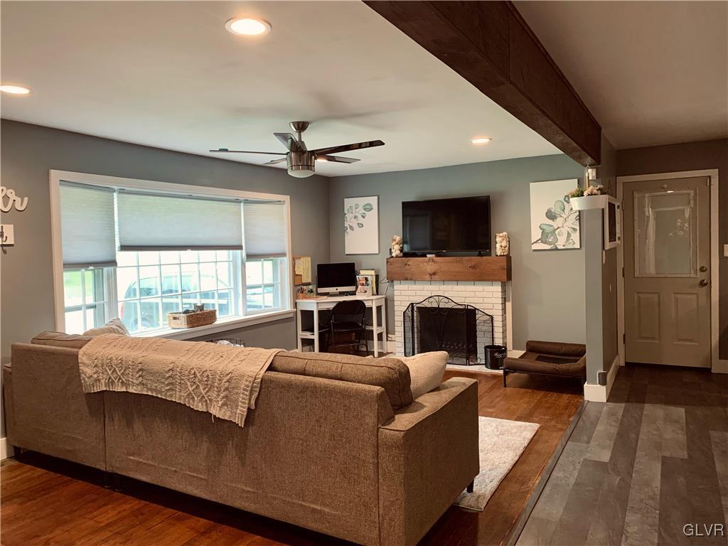 6011 Creek Road Slatington, PA 18080 - Photo 3 of 23 Gallery Image 3
