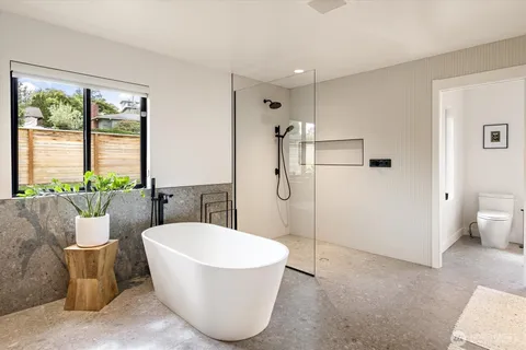 $1,755,000 | 11062 Auburn Avenue South, Seattle, WA 98178