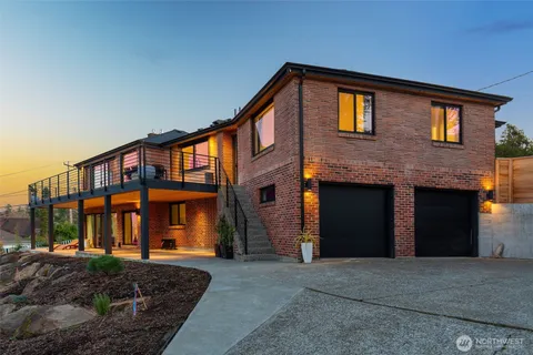 $1,755,000 | 11062 Auburn Avenue South, Seattle, WA 98178