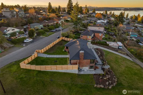$1,755,000 | 11062 Auburn Avenue South, Seattle, WA 98178