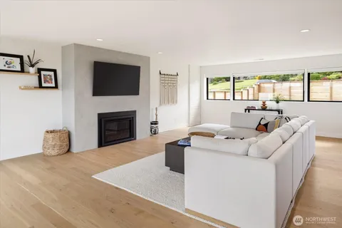 $1,755,000 | 11062 Auburn Avenue South, Seattle, WA 98178