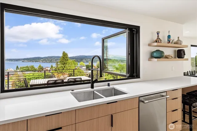 $1,755,000 | 11062 Auburn Avenue South, Seattle, WA 98178