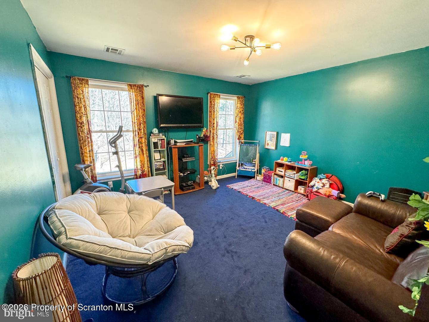 145 Oak Ridge Drive Milford, PA 18337 - Photo 25 of 33 Bedroom 5
