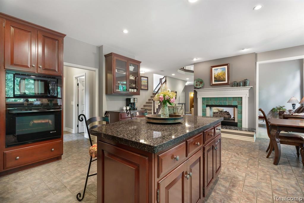 1870 Blue Grass Drive Rochester Hills, MI 48306 - Photo 29 of 58