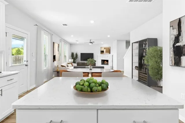 $550,000 | 5305 Hallowell Court, Austin, TX 78724