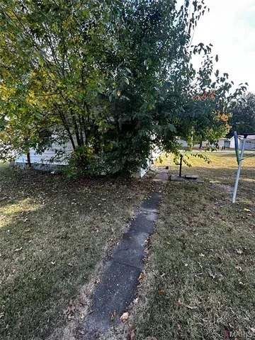 $30,000 | 311 North Elm Street, Nokomis, IL 62075