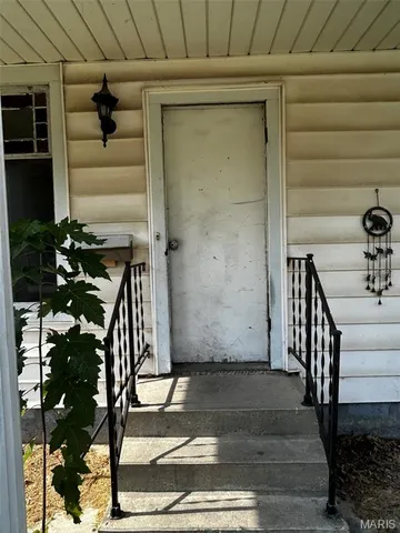 $30,000 | 311 North Elm Street, Nokomis, IL 62075